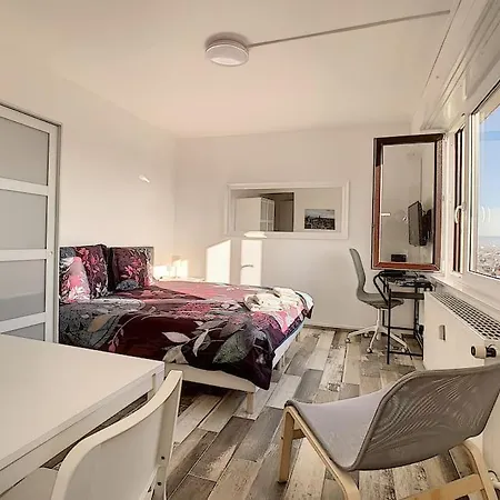 Apartament 8 - Proche Tram, Bale, Autoroute *